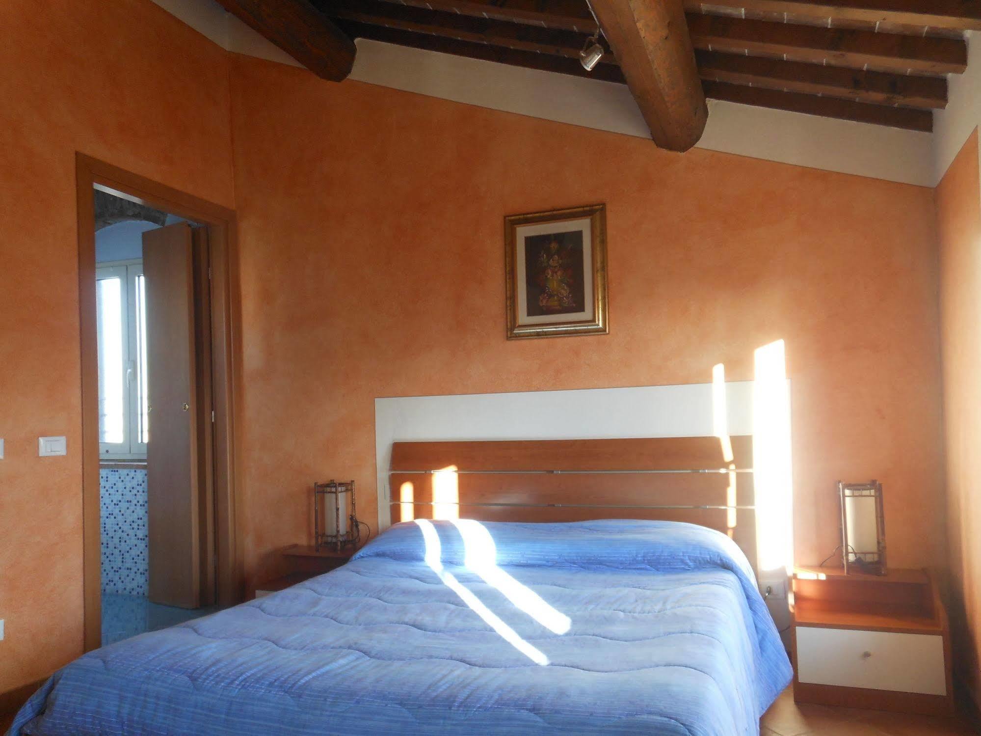 La Corte